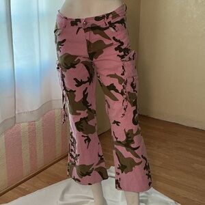 Pink Camouflage Women's Capris
